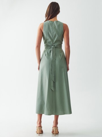 Willa Dress 'REVIVAL' in Green: back