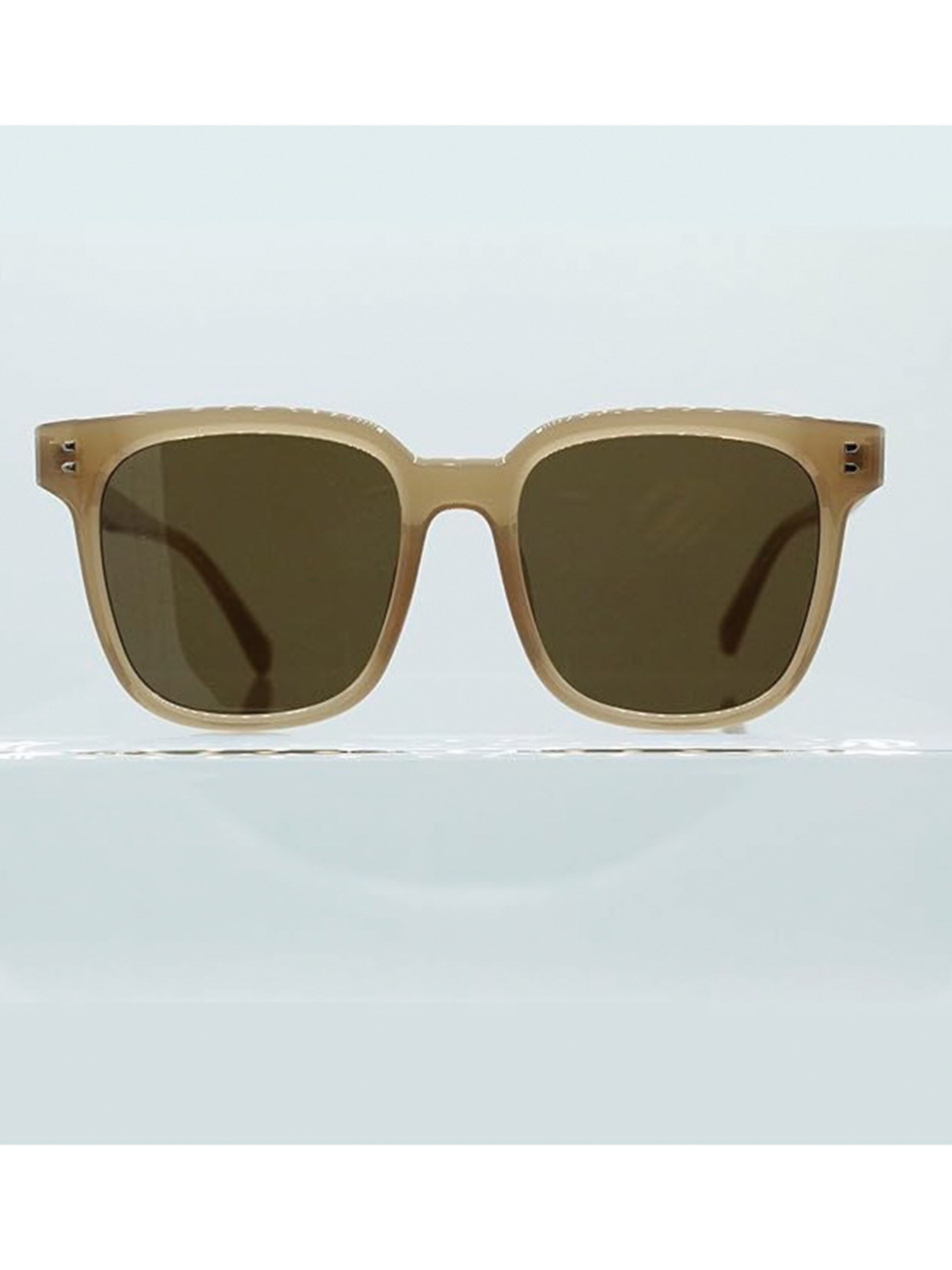 Surf Monkey Sunglasses in Brown