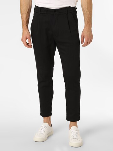 DRYKORN Slim fit Pleat-Front Pants 'Chasy' in Black: front