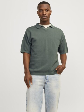 JACK & JONES Sweater in Green: front