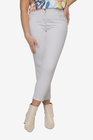 MIAMODA Slim fit Pants in White: front