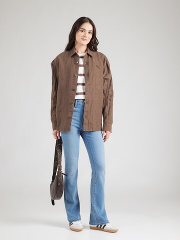 LEVI'S ® Bootcut Jeans '725' in Blau