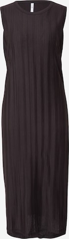 Rochie 'Ti44lly' de la Hailys pe negru: față