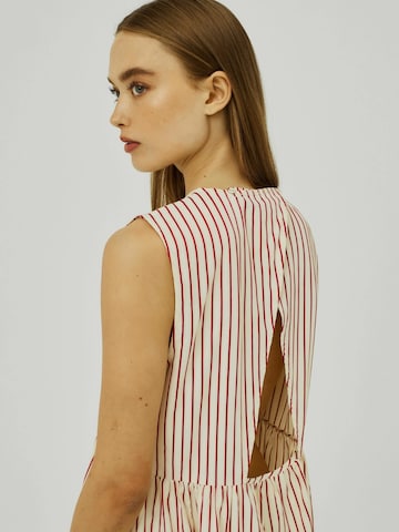 NORR Letní šaty 'Linna' – červená