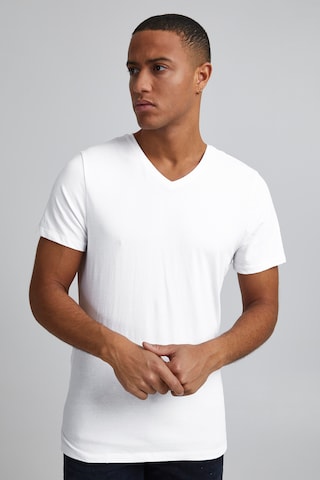 BLEND Regular fit T-shirt 'Nico' i vit: framsida