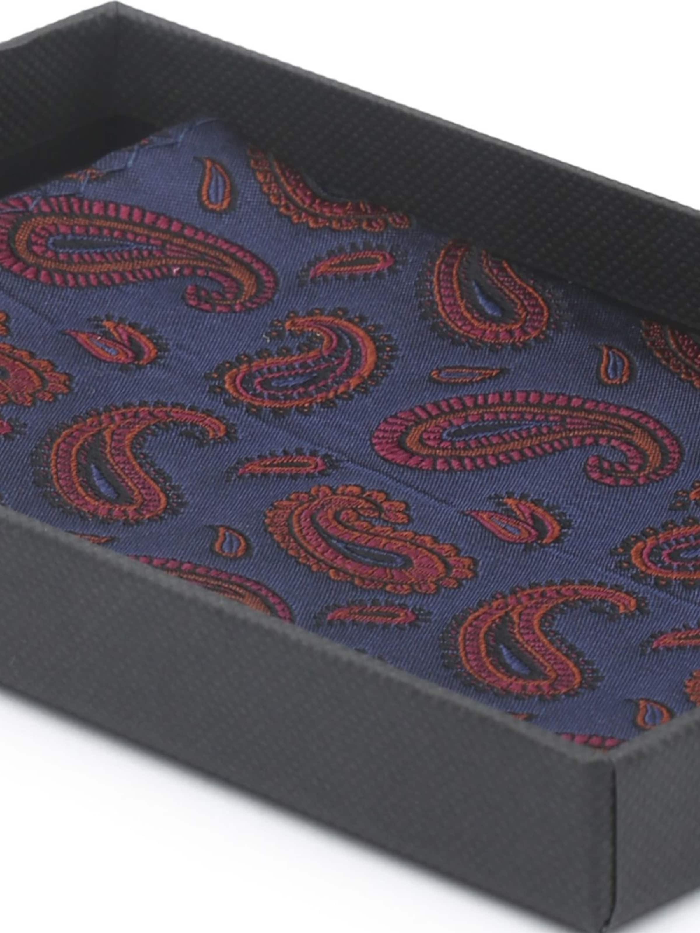 Suitable Pocket square in Blue