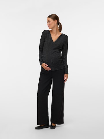 Tricou 'MLMINDY' de la MAMALICIOUS pe negru