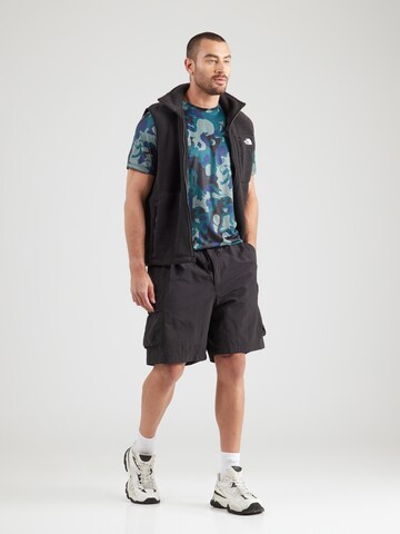 THE NORTH FACE Λειτουργικό μπλουζάκι σε πράσινο
