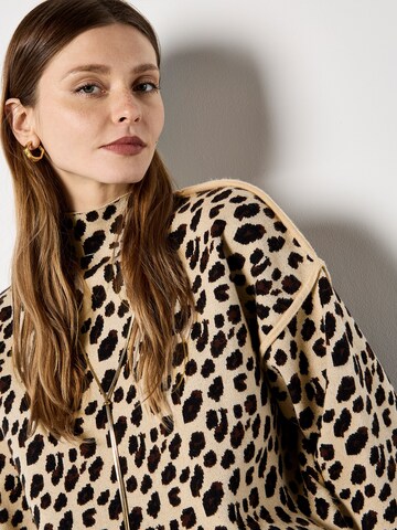 Apricot Trui in Beige