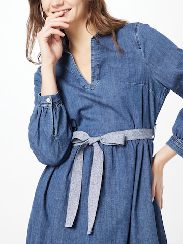 Robe OUI en bleu