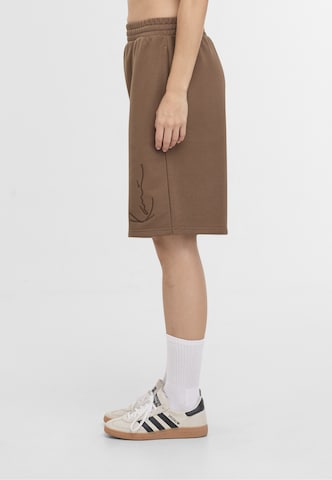 Karl Kani Normální Kalhoty – hnědá