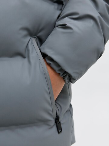 Jack & Jones Junior Winter jacket in Grey