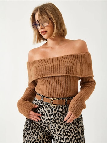 Pullover di Bianco Lucci in beige