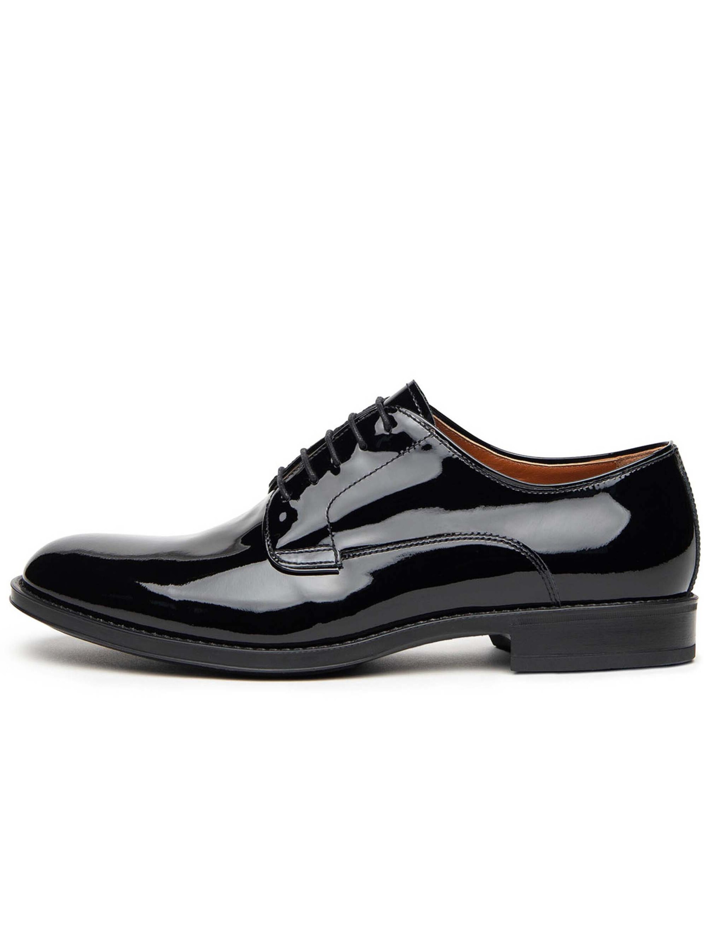 Chaussure à lacets Nero Giardini en noir : devant