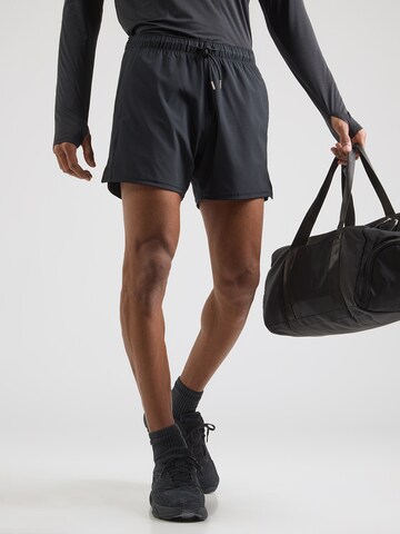 Regular Pantalon de sport 'DEC4' Abercrombie & Fitch en noir : devant