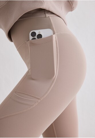Skinny Pantalon de sport Aim'n en gris