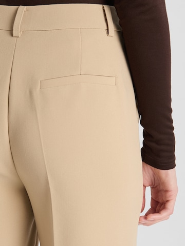 Wide leg Pantaloni cutați 'Jeromina' de la Guido Maria Kretschmer Women pe bej