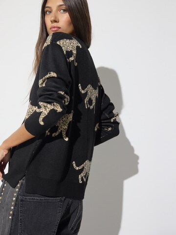Lola Casademunt Sweater in Black: side