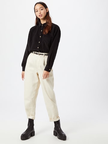 Urban Classics Blouse in Zwart