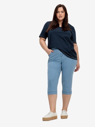 SHEEGO Slimfit Jeans in Blau