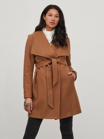 VILA Between-Seasons Coat 'Director Lus' in Brown: front