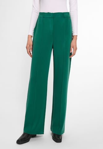 Basler Regular Pleated Pants in Green: front