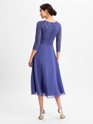 Robe de cocktail SWING en bleu