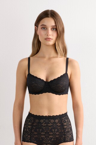 INTIMISSIMI Balconette Bra 'Daniela' in Black: front