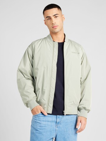 Veste mi-saison Tommy Jeans en vert : devant