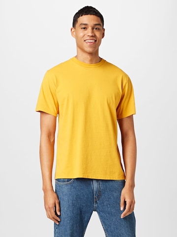 LEVI'S ® Shirt 'Gold Tab Tee' in Oranje: voorkant