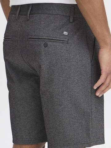 Regular Pantalon chino 'Codie' BLEND en gris