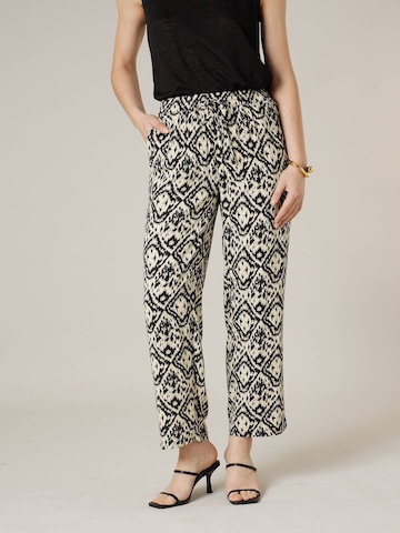 Loosefit Pantalon 'Manola' Deeluxe en beige : devant