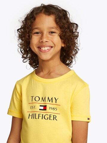 TOMMY HILFIGER Футболка в Желтый
