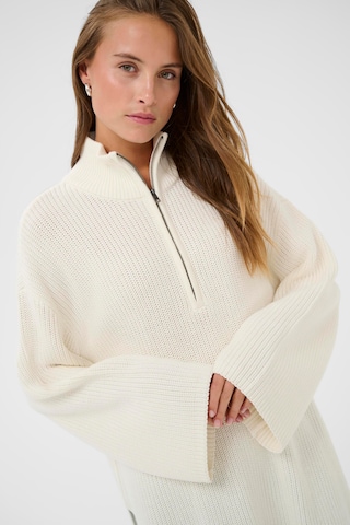 Pull-over 'Pietra' Kaffe en blanc