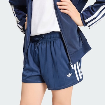 ADIDAS ORIGINALS Loose fit Trousers in Blue