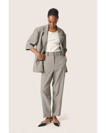 SOAKED IN LUXURY Slim fit Trousers with creases in Grey