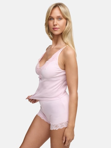 Tazzio - Pijama de pantalón corto 'F909' en rosa