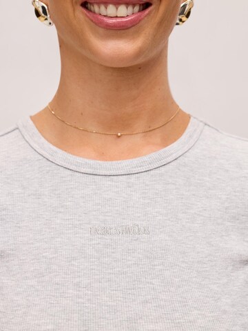 noar studios Μπλουζάκι σε γκρι