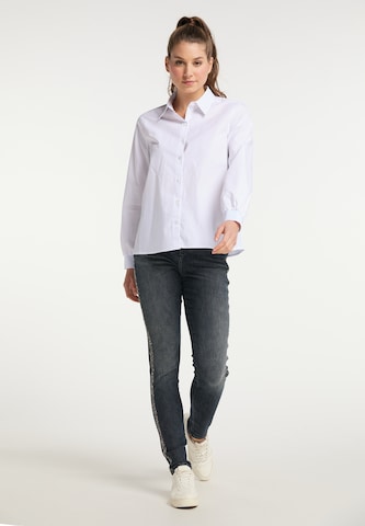 MYMO - Blusa en blanco