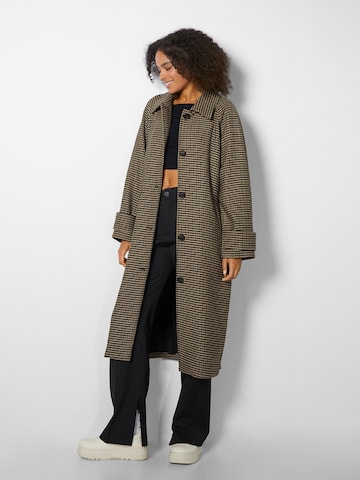 Bershka Between-Seasons Coat in Brown: front