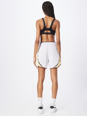 Jordan Regular Shorts in Lila