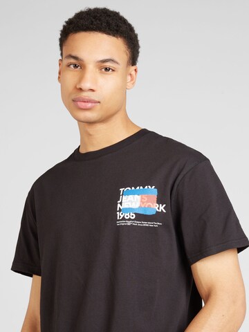 Tricou de la Tommy Jeans pe negru