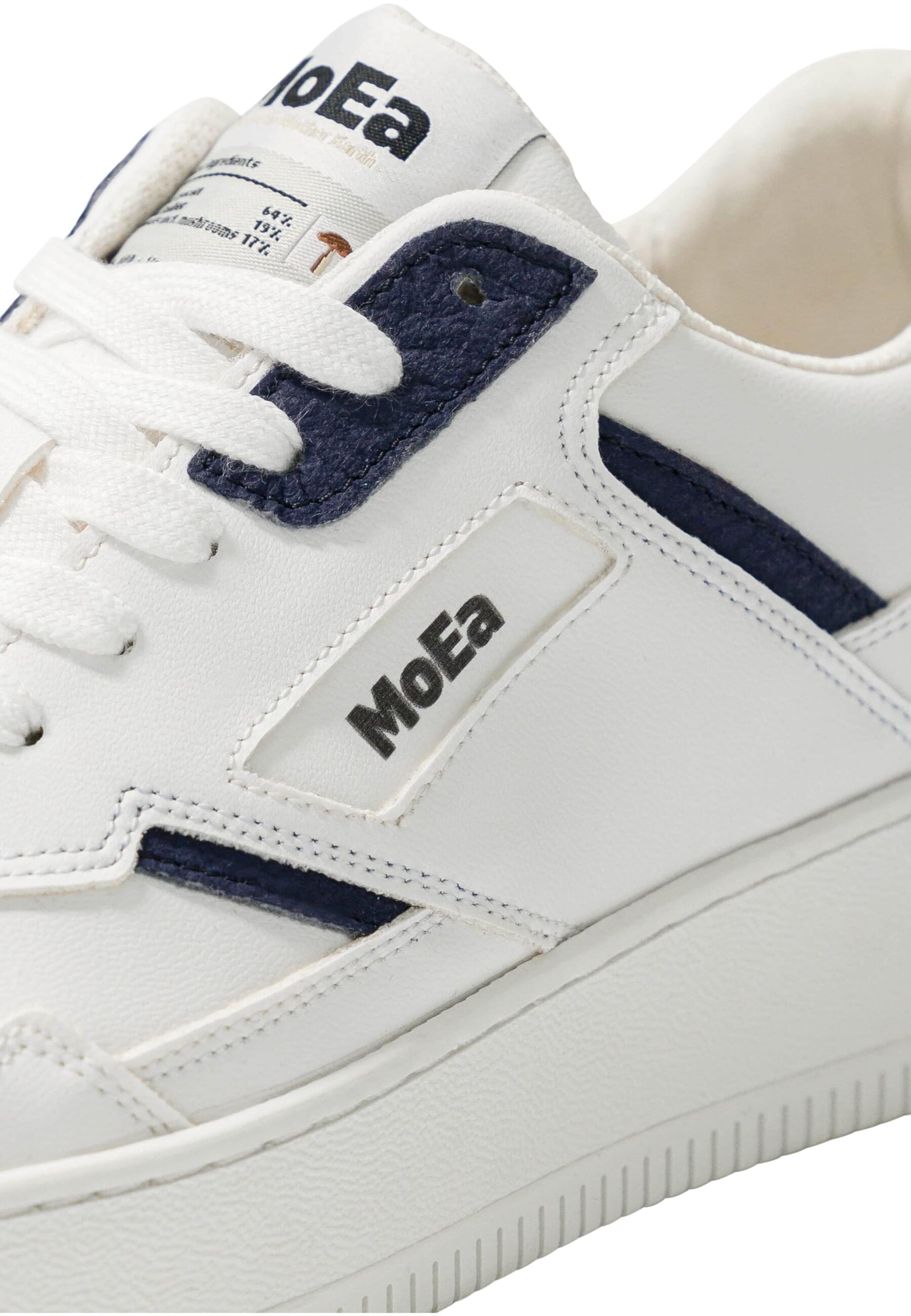 Sneaker bassa 'Gen1' di MoEa in bianco