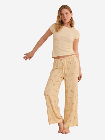 Pantaloncini da pigiama 'Solaris' di ETAM in giallo