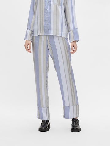 Regular Pantalon 'Sienna' PIECES en bleu : devant