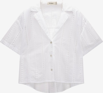 Pull&Bear Блуза в бяло: отпред
