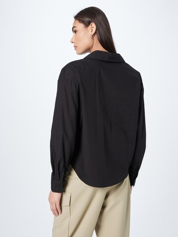 Aware Blouse 'AVERY' in Black