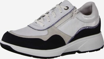 Xsensible Sneakers in White: front