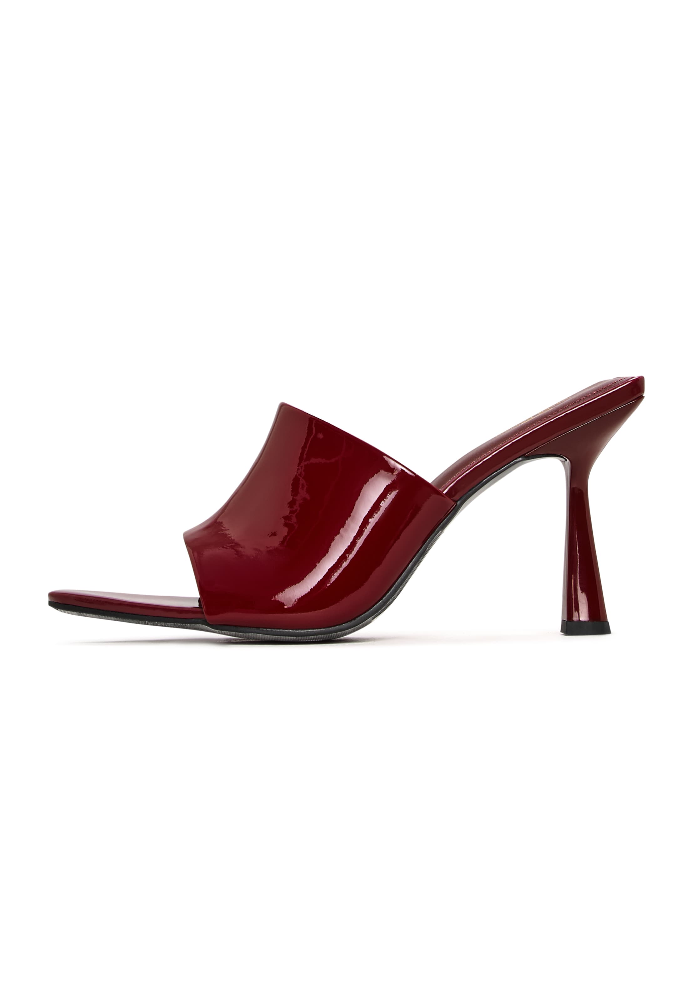 CESARE GASPARI Mule in Red: front