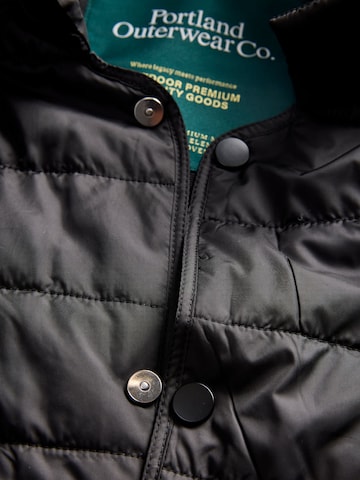 Portland Outerwear Company Between-seasons coat in Black